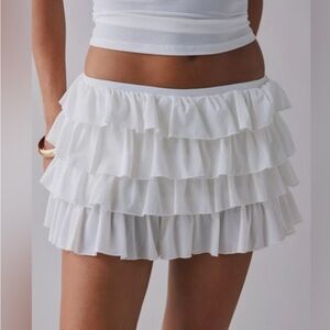 URBAN‎ OUTFITTERS White Ruffled Mini Skirt - XL